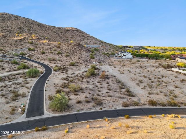 3249 W HIGHLANDS Drive, Buckeye, AZ 85396