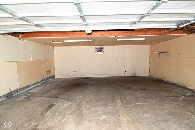 6166 Vigo Drive, Clayton, IN 46118