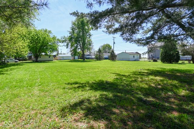 6166 Vigo Drive, Clayton, IN 46118