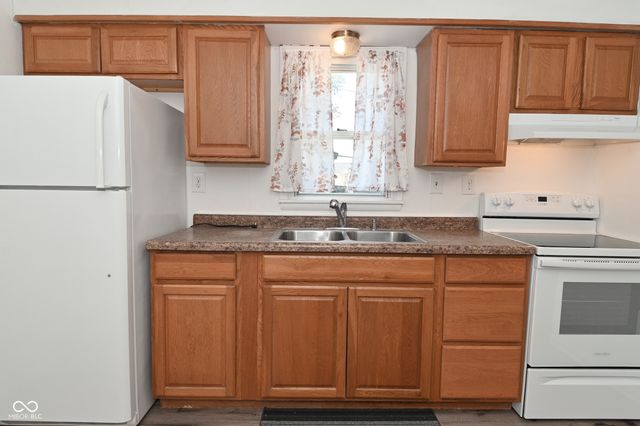 6166 Vigo Drive, Clayton, IN 46118