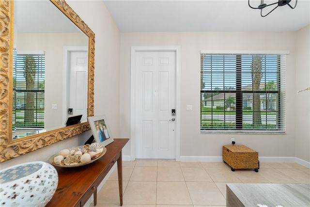 10134 W Villa Circle, Vero Beach, FL 32966