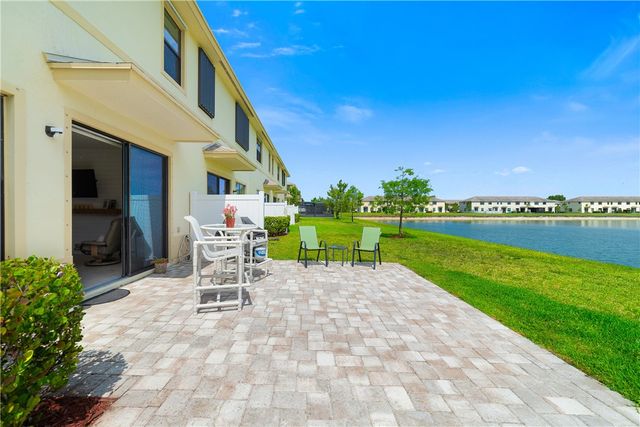 10134 W Villa Circle, Vero Beach, FL 32966