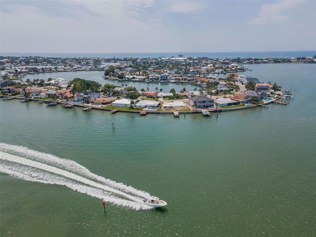 516 HARBOR DRIVE N, Indian Rocks Beach, FL 33785