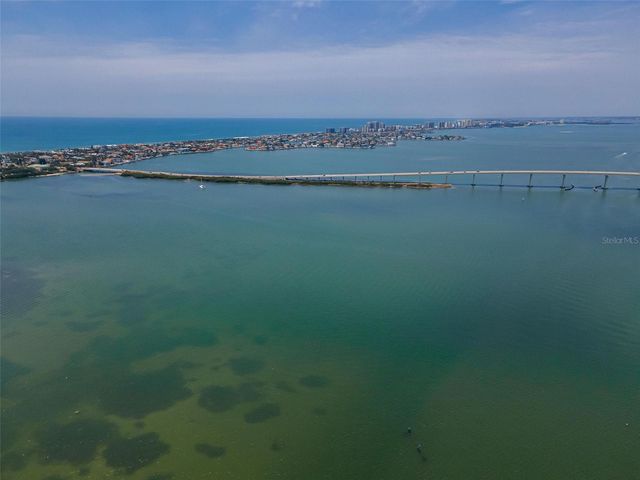 516 HARBOR DRIVE N, Indian Rocks Beach, FL 33785
