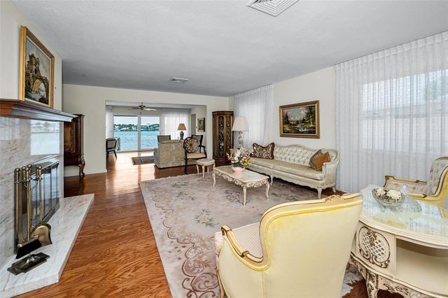 516 HARBOR DRIVE N, Indian Rocks Beach, FL 33785