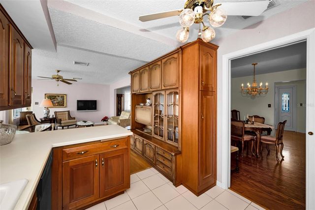 516 HARBOR DRIVE N, Indian Rocks Beach, FL 33785