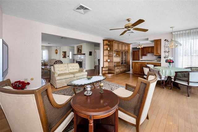 516 HARBOR DRIVE N, Indian Rocks Beach, FL 33785