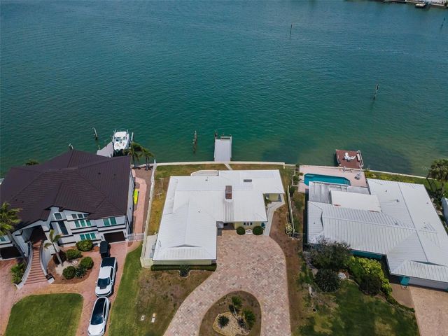 516 HARBOR DRIVE N, Indian Rocks Beach, FL 33785