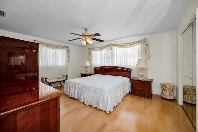 516 HARBOR DRIVE N, Indian Rocks Beach, FL 33785