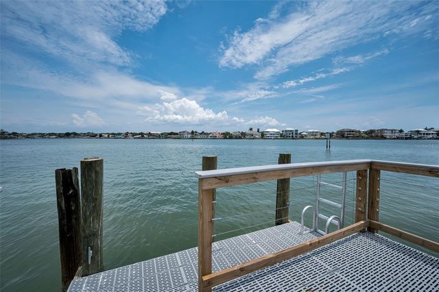 516 HARBOR DRIVE N, Indian Rocks Beach, FL 33785