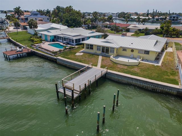 516 HARBOR DRIVE N, Indian Rocks Beach, FL 33785