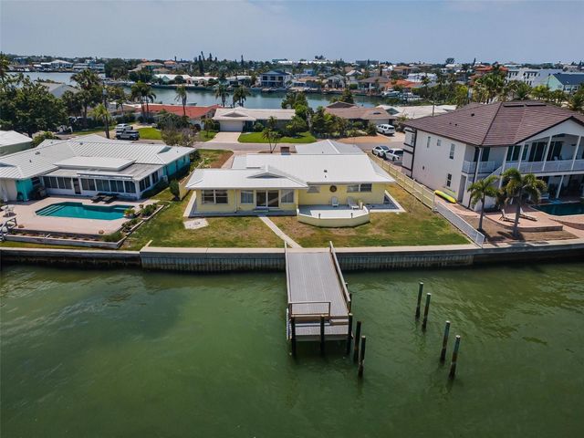 516 HARBOR DRIVE N, Indian Rocks Beach, FL 33785