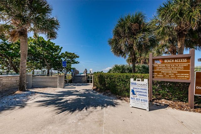 516 HARBOR DRIVE N, Indian Rocks Beach, FL 33785