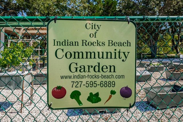 516 HARBOR DRIVE N, Indian Rocks Beach, FL 33785