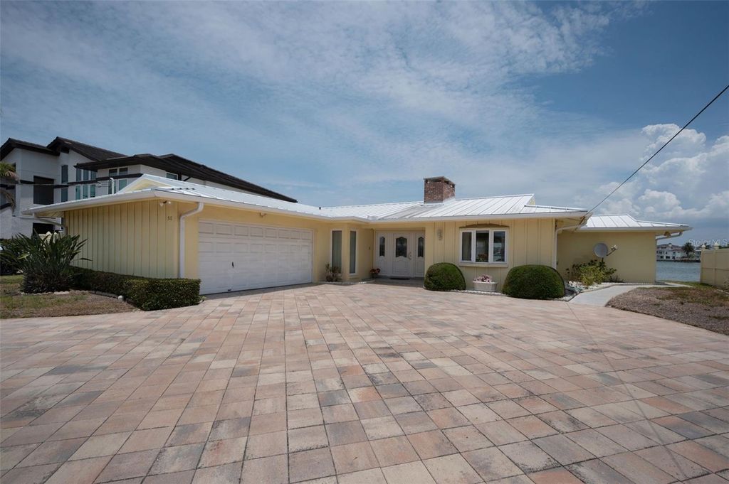 516 HARBOR DRIVE N, Indian Rocks Beach, FL 33785