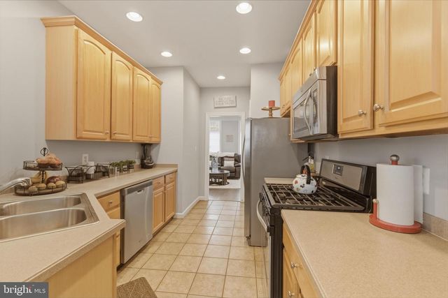 1511 ARTILLERY TER NE, Leesburg, VA 20176