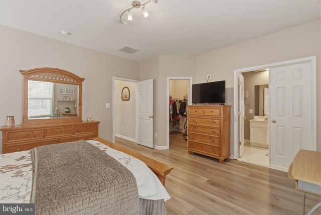 1511 ARTILLERY TER NE, Leesburg, VA 20176