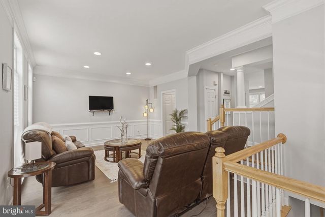 1511 ARTILLERY TER NE, Leesburg, VA 20176