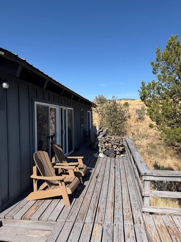 102 Oak Ridge Drive, Fort Davis, TX 79734