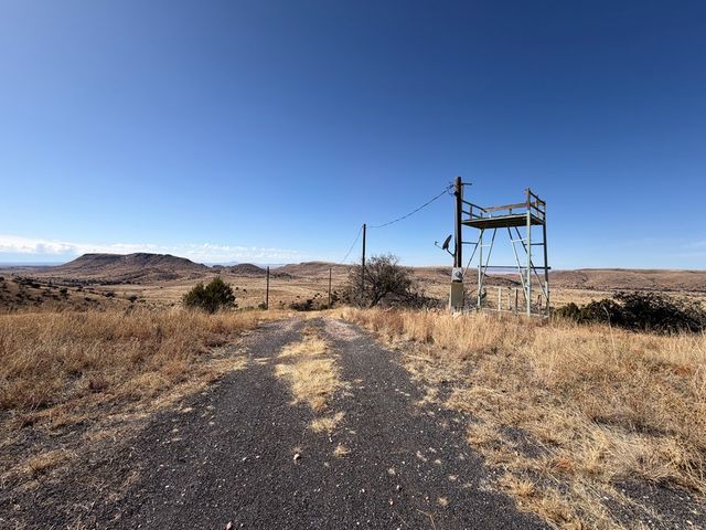 102 Oak Ridge Drive, Fort Davis, TX 79734