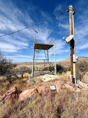 102 Oak Ridge Drive, Fort Davis, TX 79734