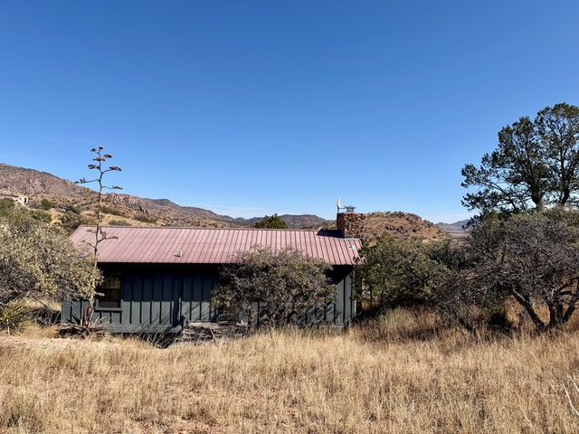 102 Oak Ridge Drive, Fort Davis, TX 79734