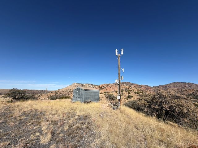 102 Oak Ridge Drive, Fort Davis, TX 79734