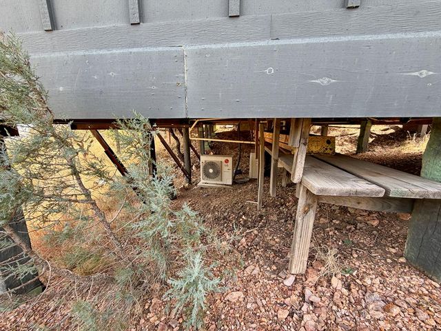 102 Oak Ridge Drive, Fort Davis, TX 79734