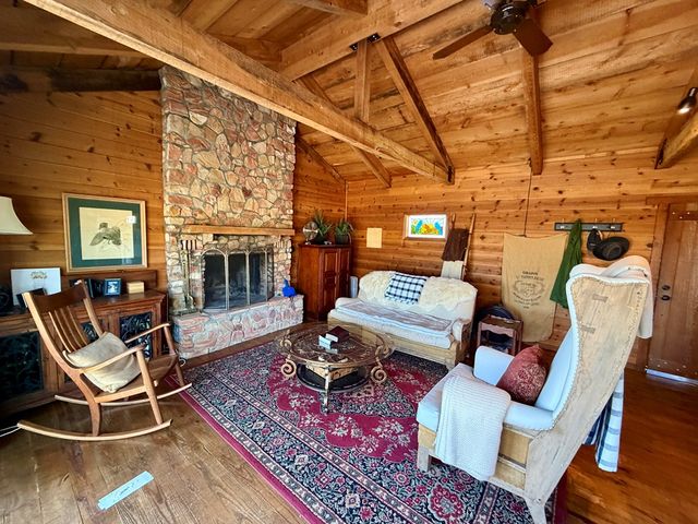 102 Oak Ridge Drive, Fort Davis, TX 79734