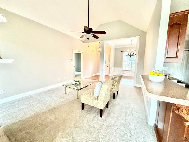 702 Post Oak Way, Warner Robins, GA 31088