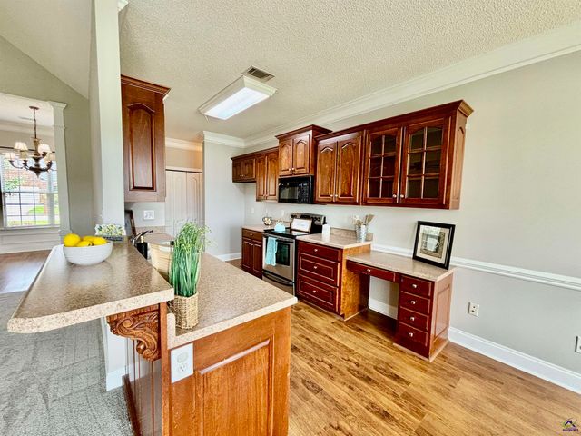 702 Post Oak Way, Warner Robins, GA 31088