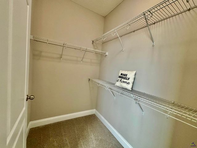 702 Post Oak Way, Warner Robins, GA 31088