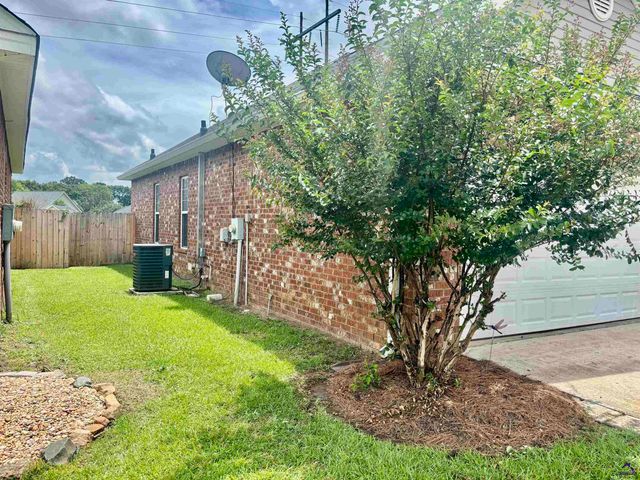 702 Post Oak Way, Warner Robins, GA 31088