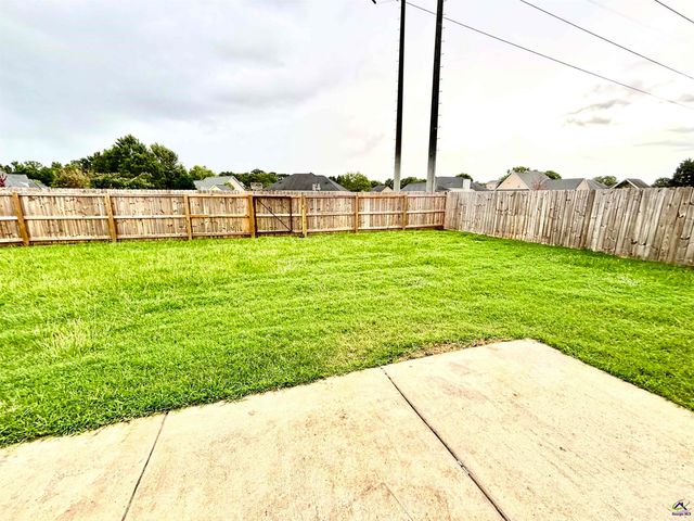 702 Post Oak Way, Warner Robins, GA 31088