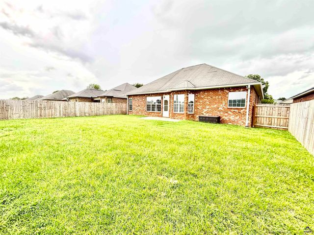 702 Post Oak Way, Warner Robins, GA 31088