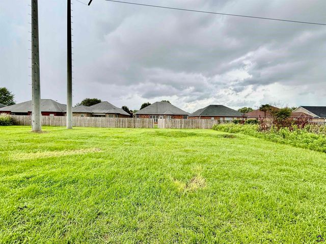 702 Post Oak Way, Warner Robins, GA 31088