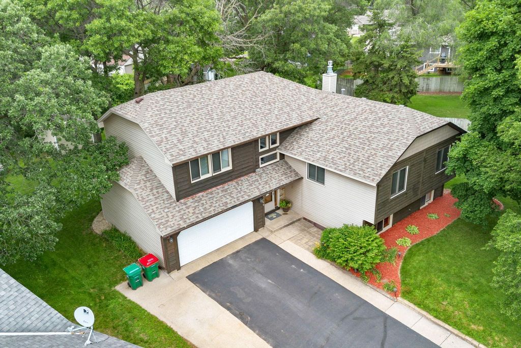 13048 Jay Street NW, Coon Rapids, MN 55448
