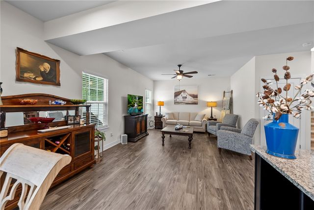 9 Wiltshire Circle, Easley, SC 29642