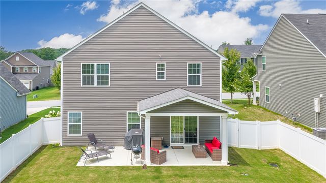 9 Wiltshire Circle, Easley, SC 29642