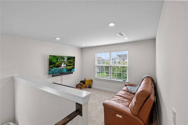 9 Wiltshire Circle, Easley, SC 29642