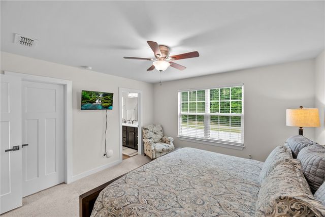 9 Wiltshire Circle, Easley, SC 29642