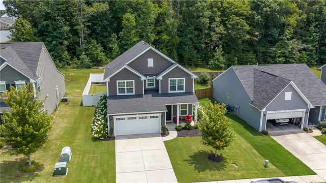9 Wiltshire Circle, Easley, SC 29642