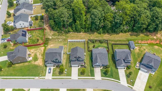 9 Wiltshire Circle, Easley, SC 29642