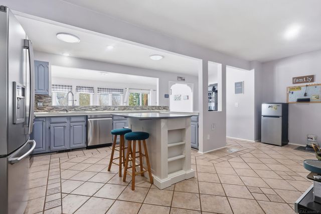 503 Thornehill Trail, Oxford, MI 48371