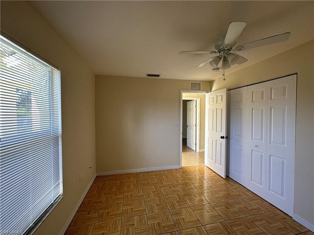 4724 26th ST SW, Lehigh Acres, FL 33973