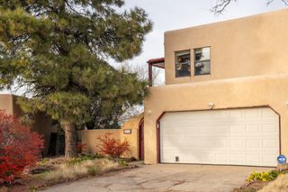 2978 Viaje Pavo Real, Santa Fe, NM 87505