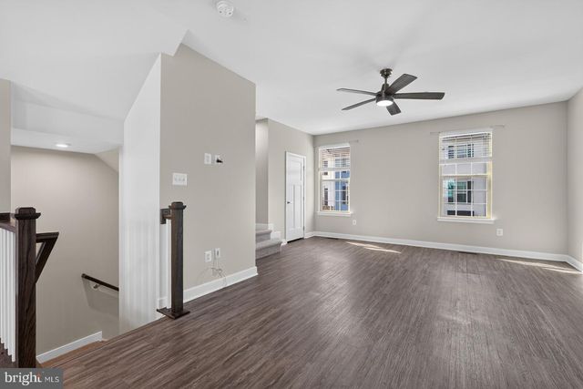19873 GREEN VILLAGE DR, Montgomery Village, MD 20886