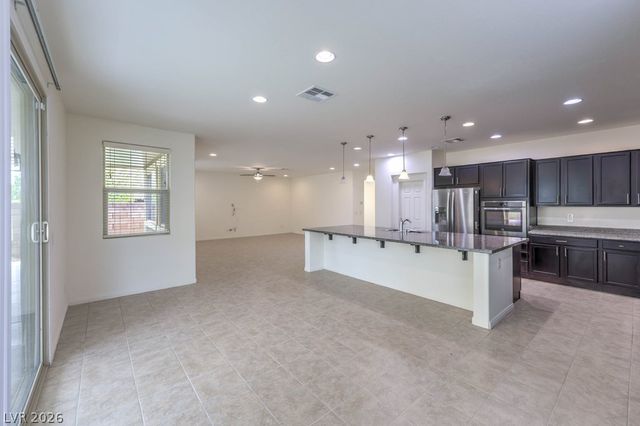 991 Whitworth Avenue, Las Vegas, NV 89148