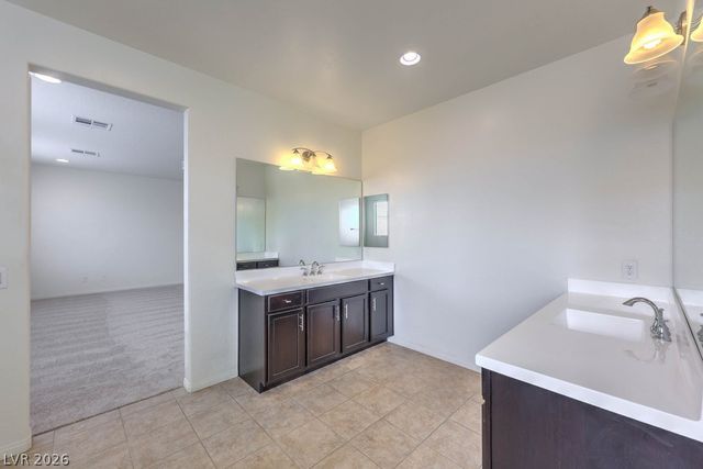 991 Whitworth Avenue, Las Vegas, NV 89148