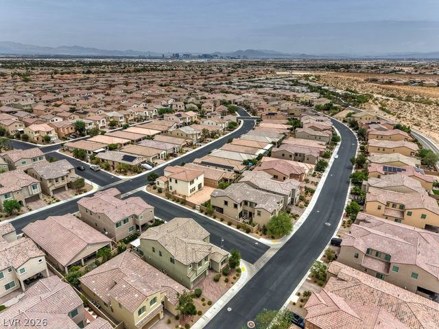 991 Whitworth Avenue, Las Vegas, NV 89148